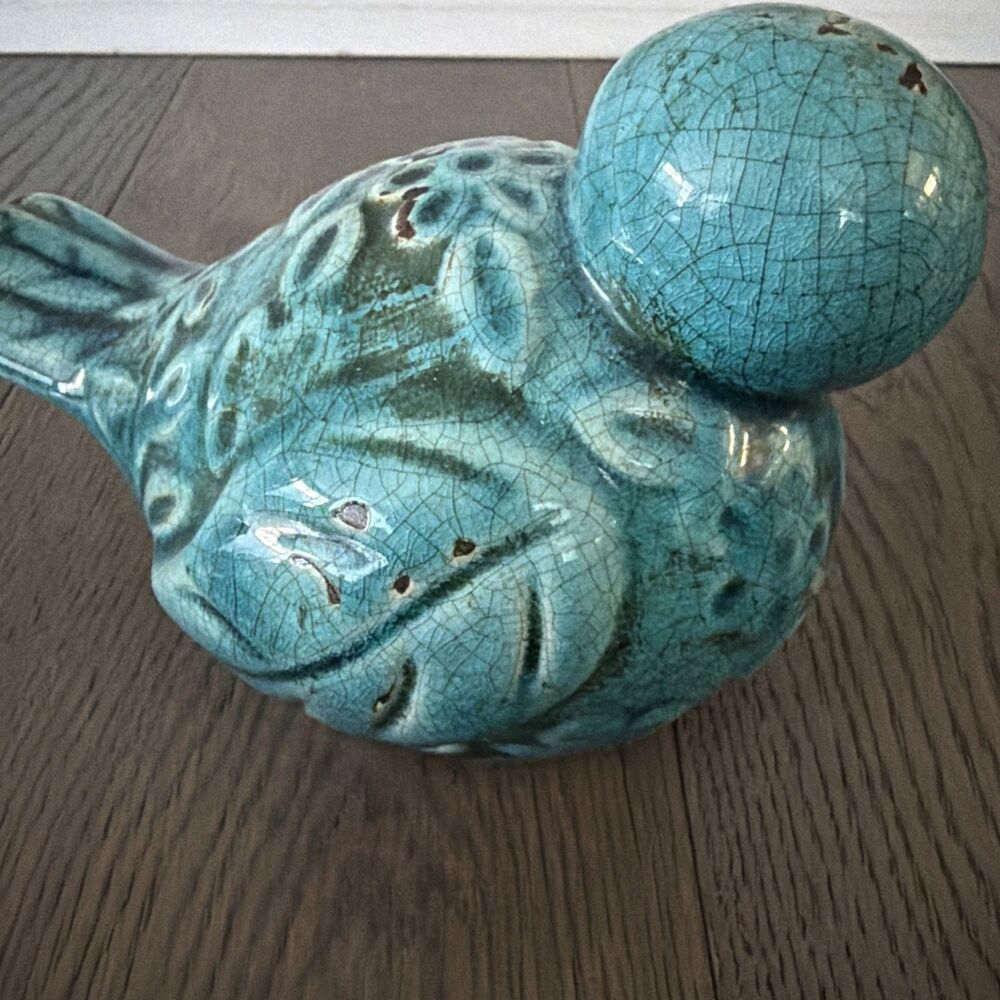 VTG Porcelain Bird Open Wings Floral Pattern, Natural Patina Home Decor  - Picture 4 of 8